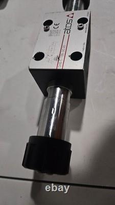 ATOS DHE-07139 DC 20 Hydraulic Directional Control Valve 20VDC Used