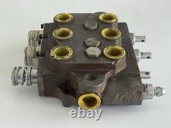 CROSS 4Z0009 Hydraulic Control Valve 3 Spool Directional Detent Spring Return
