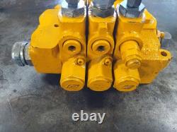 DA-35 Hydraulic 3 Spool Valve, Three Section Valve
