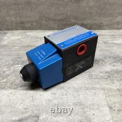 Eaton Vickers DG4S4-016A-B-60 V-879157 Hydraulic Directional Control Valve
