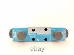 Eaton Vickers DG4V-3-8C-VM-U-C6-61 Hydraulic Directional Control Valve