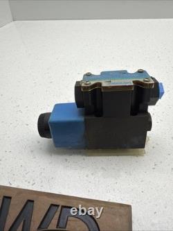 Eaton/Vickers DG4V-3S-2BL-M-FW-B5-60 Reversible Hydraulic Directional Valve 120V