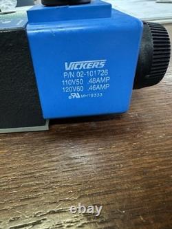 Eaton / Vickers solenoid-operated hydraulic directional control valve