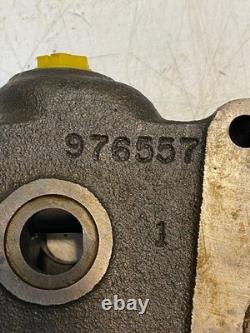 Hydraulic Directional Control Valve 976557