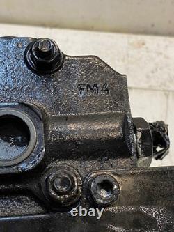 Hydraulic Directional Control Valve FM4 FM5 7 x 9-1/2 x 4-1/4