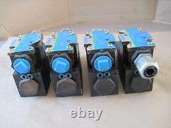 Lot of 4 Used Vickers DG4V-3S-OBL-M-FW-B5-60 Hydraulic Directional Pilot Valves
