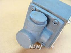 NEW DYNEX Z-4262 hydraulic directional control valve