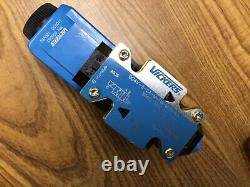 NEW Eaton Vickers DG4V-3-2A-M-FW-BL6-60 Hydraulic Solenoid Directional Valve