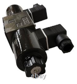 NEW Nachi SA-G01-C5-D2-E31 Hydraulic Solenoid Directional 4-Way Control Valve