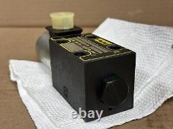 NEW Parker D1VW020BNJW4 Hydraulic Directional Control Valve 24V 4000PSI FASTSHIP