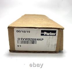 -NEW- Parker D1VW020BNKP, Hydraulic Directional Control Valve Solenoid 12V