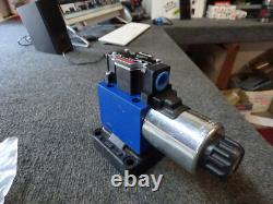 NEW Rexroth Hydraulic 3-Way Directional Valve R978911305, 3WE10A40/CG12N9DA