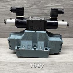 Nachi ESD-G06-C5250-E-E12 Hydraulic Directional Valve With EA64-D2-1A 24VDC Coils