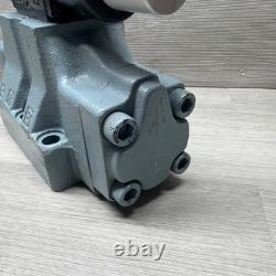 Nachi ESD-G06-C5250-E-E12 Hydraulic Directional Valve With EA64-D2-1A 24VDC Coils