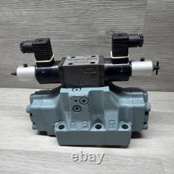 Nachi ESD-G06-C5250-E-E12 Hydraulic Directional Valve With EA64-D2-1A 24VDC Coils