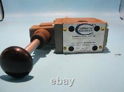 New Continental Hydraulics Vm12m-4a-g-10-a Manual Control Directional Valve
