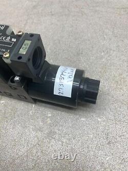 New No Box Nachi Hydraulic Directional Valve Ss-g01-c5-r-d2-e31 With 24vdc. Coil