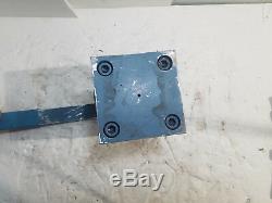 New PARKER Hydraulic Block Body Manual 4-Way 1 Directional Valve R8041F-1HS2