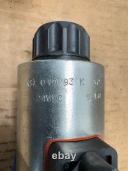 New Rexroth R900592014 Hydraulic Directional Valve 3we10a33/cg24n9k4