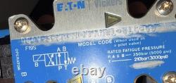 New Surplus VICKERS DG4V-3-2A-M-FPA5WL-BL6-60 HYDRAULIC DIRECTIONAL VALVE