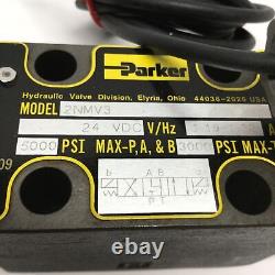 Parker 2NMV3 Hydraulic Directional Control Valve 3-Position Spring Center, 24VDC