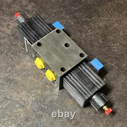 Parker BV06S8D010PV-SM6T Hydraulic Directional Valve 10VDC 3 Position 3000 PSI