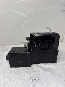 Parker D1FP Style Cleereman LPC2700 Proportional Hydraulic Directional Valve