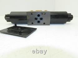 Parker D1VW004CNJCLM5682XB027 Hydraulic Directional Control Solenoid Valve 24VDC