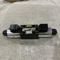 Parker D1VW004CNJW4 94 HYDRAULIC DIRECTIONAL CONTROL VALVE 24VDC Hz 1.39 4000PSI