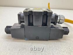 Parker D1VW1CNYC 75 Hydraulic Directional Valve 110/120 VAC D1VW1CNYC75 (TBI)