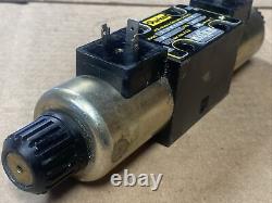 Parker D1VW4CNJWL75 Hydraulic Directional Control Valve 24VDC FAST SHIPPING