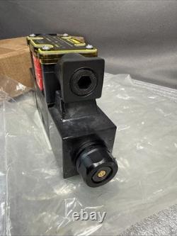 Parker D1vw009cnygf5 D1v-series Hydraulic Directional Valve 110/120v 2nmu5 Nsnp