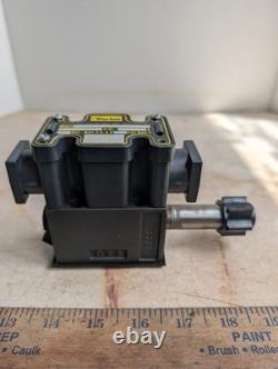 Parker D1vw20bnyc70 Hydraulic Directional Control Valve 120/240v New