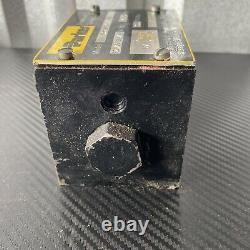 Parker D3W1FVY 14 Hydraulic Directional Control Valve 120 Vac Solenoid 3000 PSI