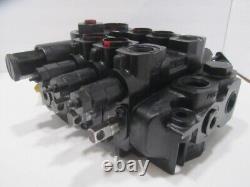 Parker DVA35 Hydraulic Control Valve 3 Spool