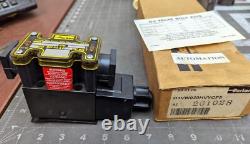 Parker Hydraulic Directional Control Valve Assembly D1VW020HVYCF5 82 A3B2