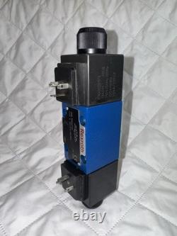 Rexroth R900551703 Hydraulic Directional Control Valve 120v-ac