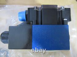 Rexroth R900940607 Hydraulic Directional Valve 4WE6D62/EW110N9DK25L/V NEW