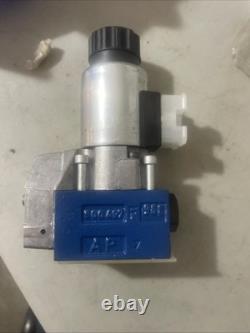 Rexroth hydraulic Directional Valve M-3 SEW 6 MNR R90056794