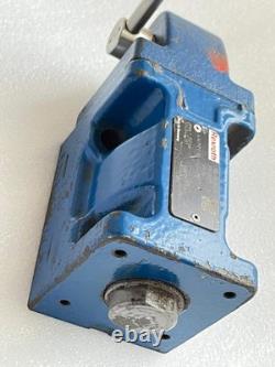 Rexroth hydraulic directional control valve R901350265 FD 55821 SN 16 Germany