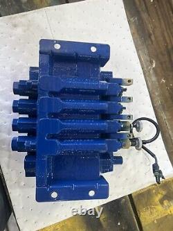 Set Of 4 Hydraulic Proportional Directional Valves DB5195.800, VPL244-68