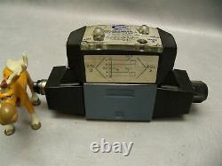Solenoid operated directional valve VSD03M-2A-GMB-68L-A Continental Hydraulics