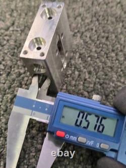 TG04333 Directional Control Valve Hydraulic Manifold Tapping Plate 1/2-inch Port