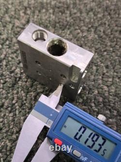 TG04333 Directional Control Valve Hydraulic Manifold Tapping Plate 1/2-inch Port