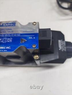 TOKIMEC DG4V-5-8C-M-PL-T-6-40 HYDRAULIC DIRECTIONAL CONTROL VALVE AC100V 50/60Hz