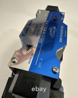 Tokyo Keiki DG4V-5-2A-M-PL-T-6-50 Hydraulic Directional Control Valve 100/110vac