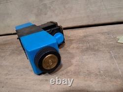 VICKERS Hydraulic Directional Valve DG4V-3-2N-M-FW-G7-60 12V 30W withtest lights