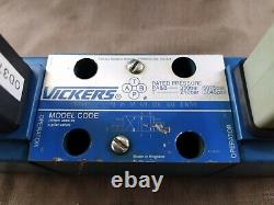 Vickers DG4V 3 2N H M U1 D6 60 EN38 Hydraulic Directional Valve DG4V32NHMU1D660E