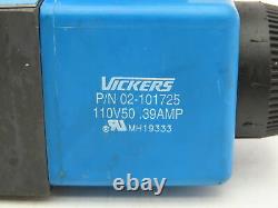 Vickers DG4V-3S-2C-M-U-A5-60 Hydraulic Directional Solenoid Valve D03 110V