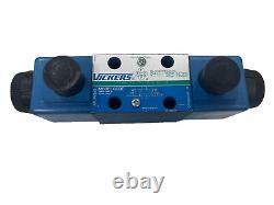 Vickers DG4V 3S 8C VM U B5 61 Hydraulic Directional Valve 120V 60 Hz 350 bar